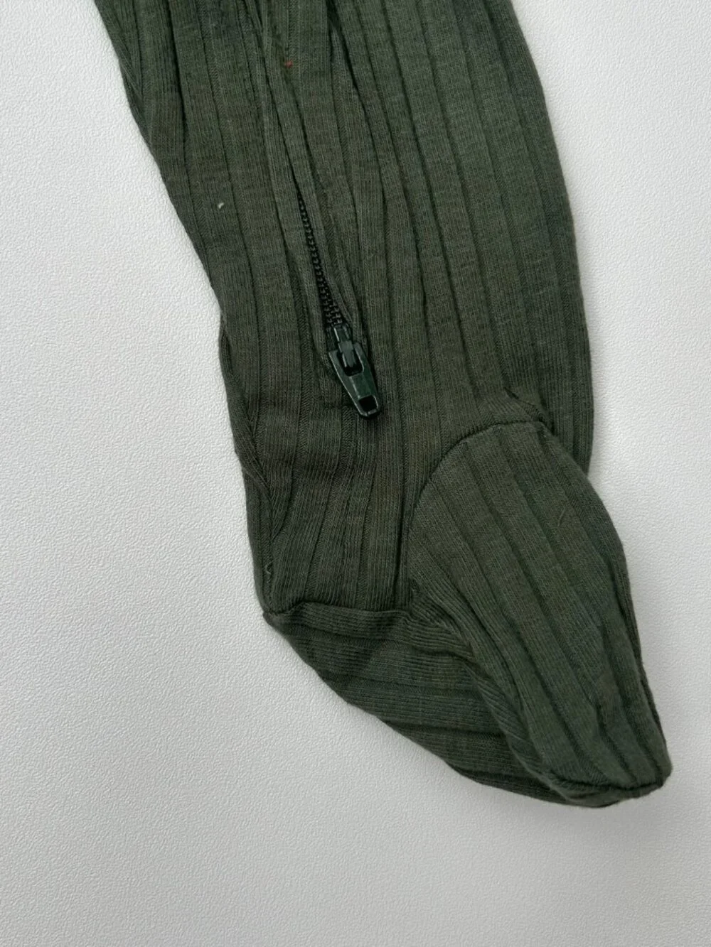 NWT Kate Quinn Harvest Apple Swaddle & Footie Set 3–6M
